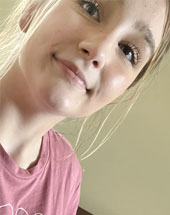 Lillian - 17, F