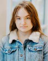Olivia - 12, F