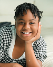 LAURYN - 9, F