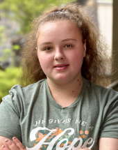 Jada - 16, F