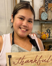 Olivia - 17, F