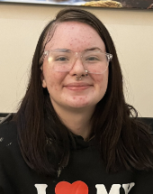 Emily - 16, F
