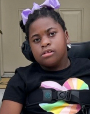 Karina - 9, F