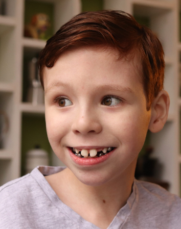 NICHOLAS - 8, M