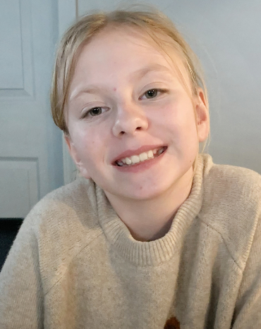 Lena - 12, F