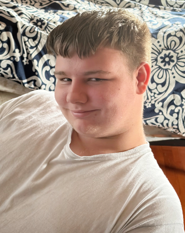 Hunter - 16, M